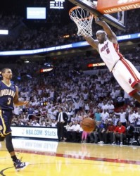  拜仁慕尼黑主场强势发力，轻松击败劲旅收获三分