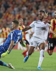 波尔多中场组织调度精妙,法甲控球率稳居前列