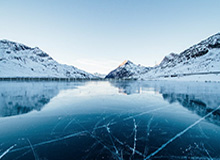  沙托鲁保级生死战前夕,极端球迷静默抗议  